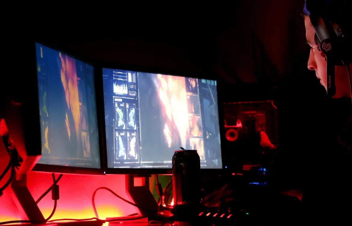 Top 5 Gaming Monitor Brands Blending Power, Precision & Performance in 2025