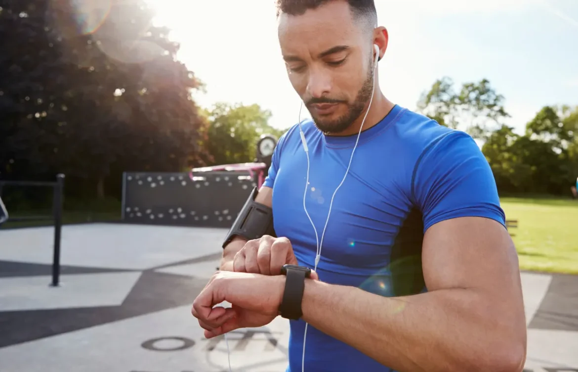 Top 5 Smartwatch Brands Combining Performance, Endurance & Style in 2025