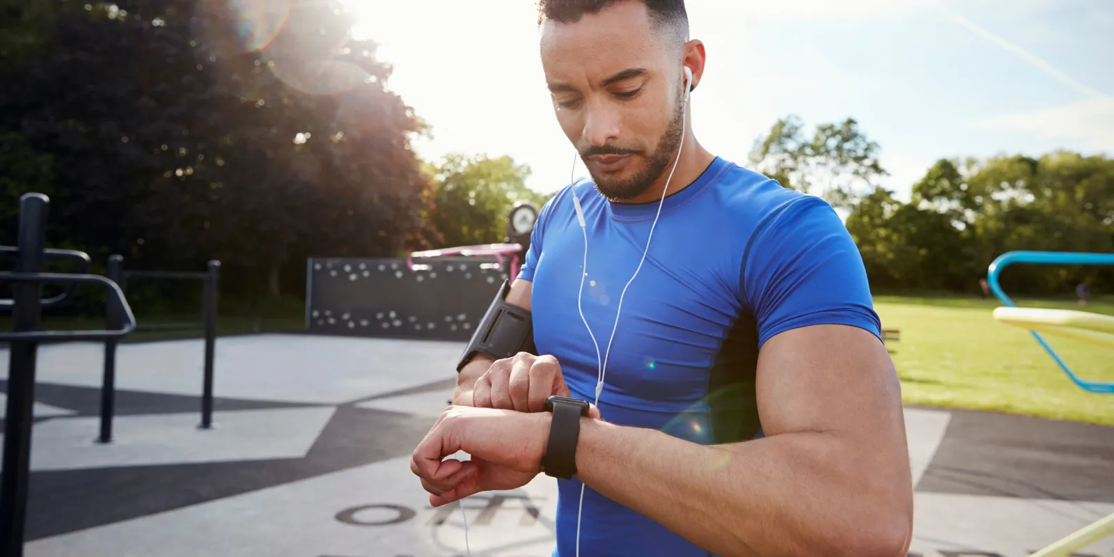 Top 5 Smartwatch Brands Combining Performance, Endurance & Style in 2025